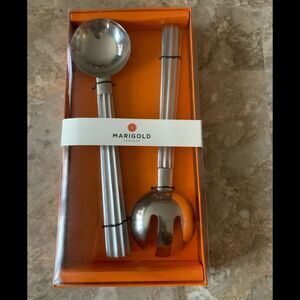 NIB Marigold Artisans Fluted Silver   Serving Set 2 Piece Salad Set 11”x3”